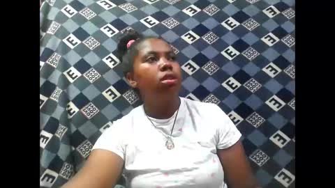 deliah712909 online show from November 17, 2025, 6:19 am