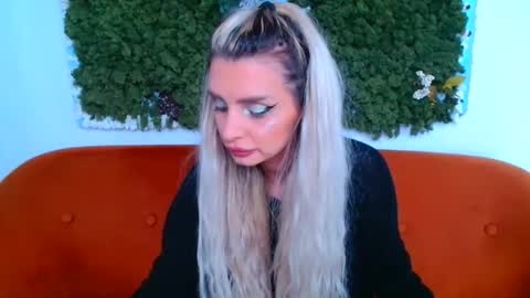 deliciaalove online show from March 7, 2026, 6:38 pm