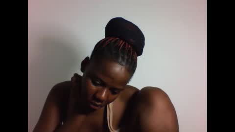 Snapshot of deliciousbabe01 chatting on February 20, 2026, 1:13 am EVAH online show from February 20, 2026, 1:13 am