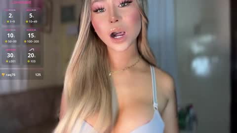 Snapshot of deliciousfaye chatting on March 11, 2026, 11:05 am Hello your loving faye 3 online show from March 11, 2026, 11:05 am