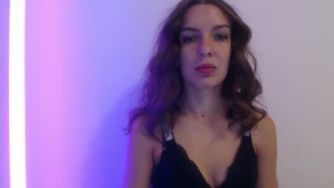 Snapshot of delightaurora chatting on September 30, 2025, 5:45 am Aurora online show from September 30, 2025, 5:45 am
