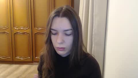 Aurora online show from November 26, 2025, 6:25 am