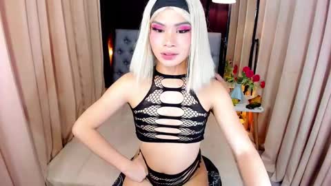 delightfulasianhugecock online show from December 3, 2024, 8:16 am