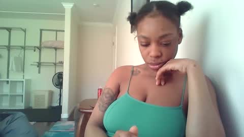 delightfuldark online show from February 5, 2025, 3:52 pm