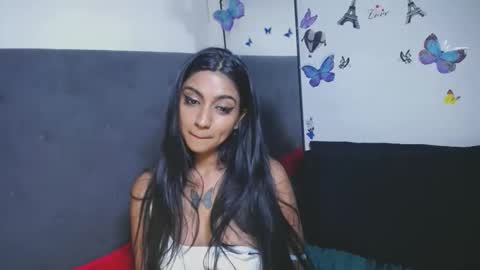 Delilah Blaze online show from November 7, 2025, 4:51 pm