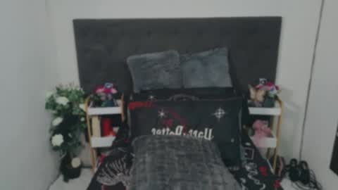 Delilah Blaze online show from June 17, 2026, 8:32 pm