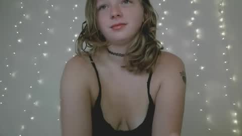 Snapshot of delilalove3412 chatting on September 23, 2025, 3:15 pm DelilaLove3412 online show from September 23, 2025, 3:15 pm