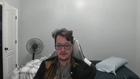 Snapshot of delirium451 chatting on March 2, 2025, 5:33 am Delirium online show from March 2, 2025, 5:33 am