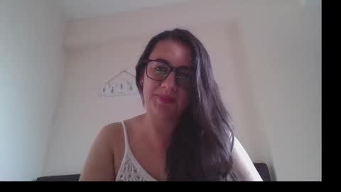 Della Helena online show from September 27, 2025, 9:53 pm