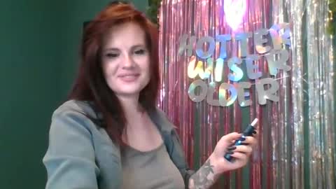 Snapshot of dellacrush_ chatting on February 12, 2025, 10:14 am dellacrush_ online show from February 12, 2025, 10:14 am