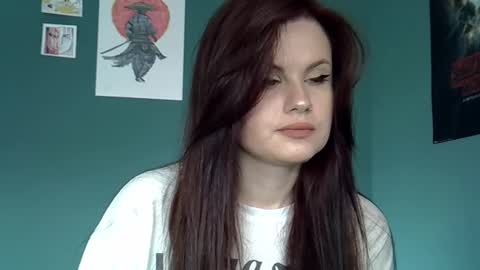 Snapshot of dellacrush_ chatting on February 19, 2025, 10:45 am dellacrush_ online show from February 19, 2025, 10:45 am