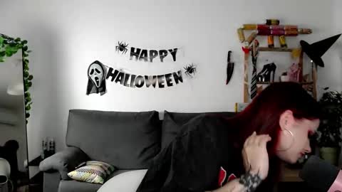 Snapshot of dellacrush_ chatting on October 20, 2025, 4:40 pm dellacrush_ online show from October 20, 2025, 4:40 pm