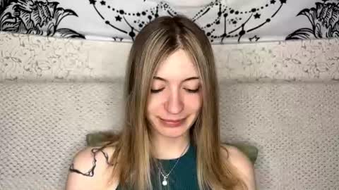 Sia online show from June 14, 2026, 9:33 am