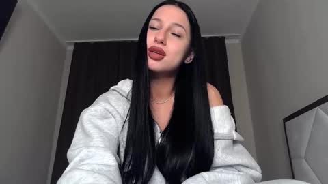 delly_love online show from October 10, 2025, 10:31 pm