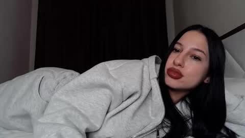 delly_love online show from October 16, 2025, 7:26 pm