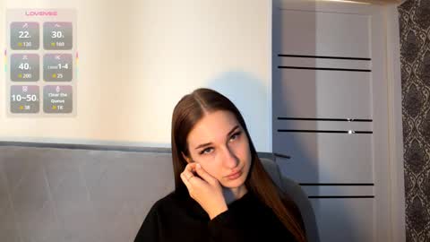 Delphaswindler online show from April 27, 2026, 8:23 am