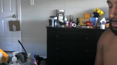 Snapshot of delta7012 chatting on February 21, 2025, 3:43 pm delta7012 online show from February 21, 2025, 3:43 pm