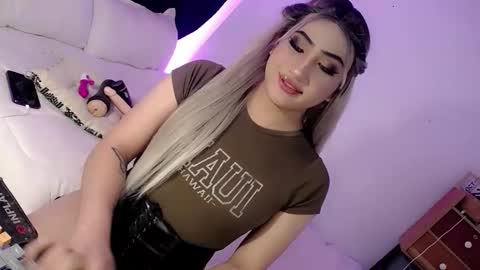 Chesca online show from October 25, 2025, 8:55 am