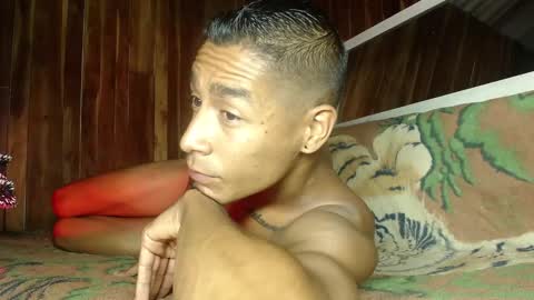 Snapshot of demarcous_nm chatting on November 11, 2025, 12:32 am D.C online show from November 11, 2025, 12:32 am