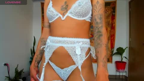 Snapshot of demeter__ chatting on April 22, 2026, 10:00 pm demeter__ online show from April 22, 2026, 10:00 pm