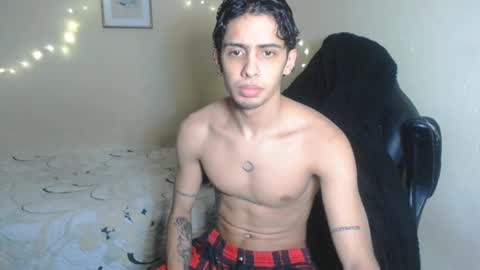 Snapshot of demeter_salviati chatting on February 5, 2025, 2:51 am Demeter Salviati online show from February 5, 2025, 2:51 am