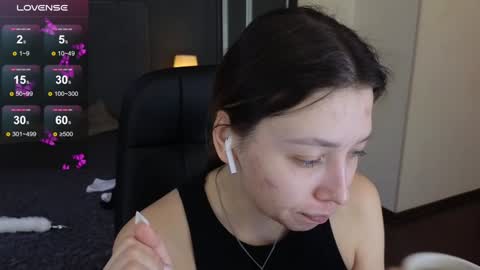 Snapshot of demi_loran chatting on February 2, 2025, 8:41 pm DEMI online show from February 2, 2025, 8:41 pm