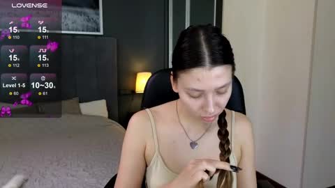Snapshot of demi_loran chatting on February 27, 2025, 9:04 pm DEMI online show from February 27, 2025, 9:04 pm