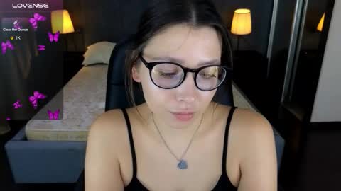 Snapshot of demi_loran chatting on September 11, 2025, 3:56 pm DEMI online show from September 11, 2025, 3:56 pm