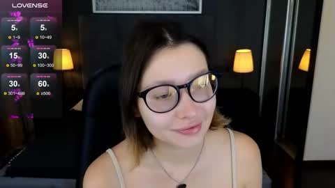 Snapshot of demi_loran chatting on September 16, 2025, 5:41 am DEMI online show from September 16, 2025, 5:41 am