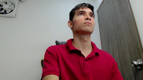 DEMIAN online show from October 13, 2025, 1:22 pm