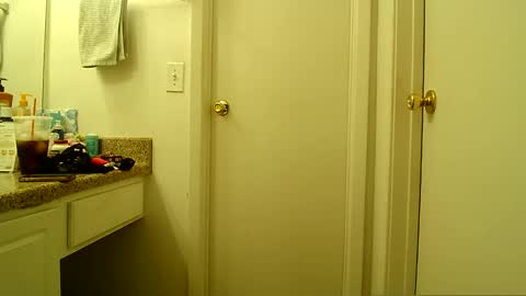 Snapshot of demichocolatekink chatting on February 28, 2026, 3:29 am Chocolatekink online show from February 28, 2026, 3:29 am