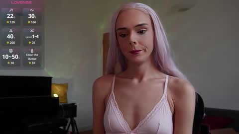 Snapshot of demii_doll chatting on September 27, 2025, 7:02 am Demii online show from September 27, 2025, 7:02 am