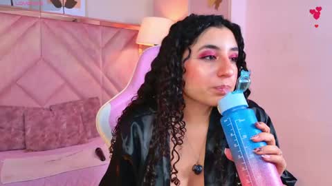 Demi online show from May 2, 2026, 4:17 am