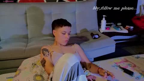 Snapshot of demimoore222 chatting on October 18, 2025, 2:07 pm DEMI online show from October 18, 2025, 2:07 pm