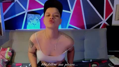 Snapshot of demimoore222 chatting on October 23, 2025, 1:32 pm DEMI online show from October 23, 2025, 1:32 pm