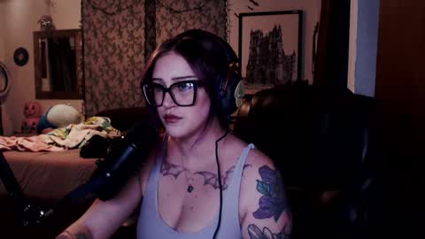 Demoness Mina online show from November 7, 2025, 2:33 am