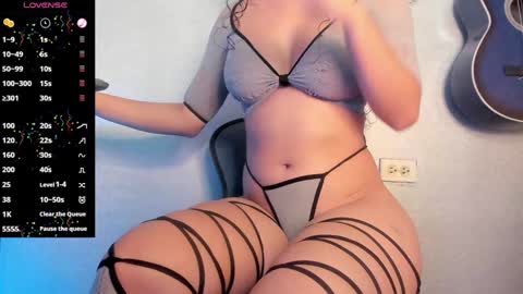 instagram zatania69 online show from December 28, 2024, 7:22 am