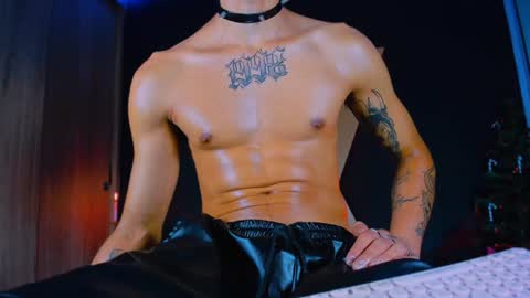 Snapshot of demonkush_ chatting on December 14, 2024, 5:07 am DemonKush online show from December 14, 2024, 5:07 am