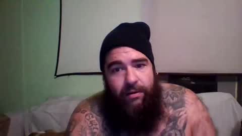 Snapshot of demontime_86 chatting on October 31, 2025, 11:06 pm Bojelly online show from October 31, 2025, 11:06 pm