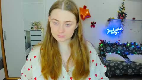 Sophie online show from December 2, 2024, 2:31 am