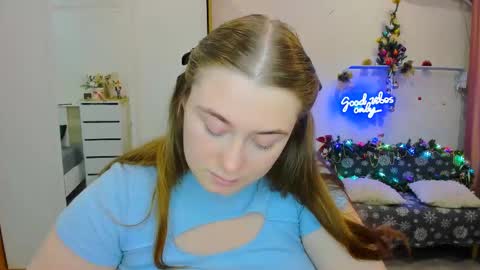 Sophie online show from December 3, 2024, 3:09 am