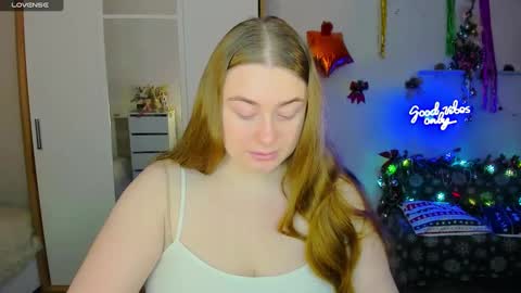 Sophie online show from December 16, 2024, 5:59 am
