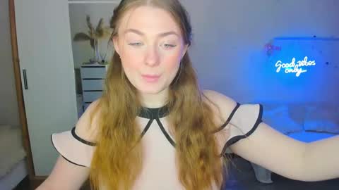 Sophie online show from February 7, 2025, 5:31 am