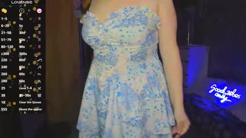 Sophie online show from March 3, 2025, 4:47 am