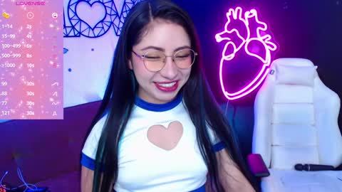 Demy  online show from January 10, 2025, 7:32 pm