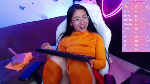 Demy  online show from February 16, 2025, 5:26 am