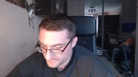 Den online show from December 9, 2024, 9:06 am