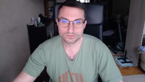 Den online show from October 29, 2025, 10:06 am