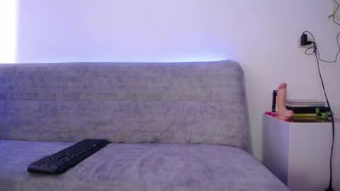 Dena k s online show from September 21, 2025, 9:16 pm