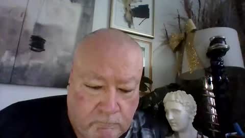 denboisvin2043 online show from December 8, 2024, 12:52 pm